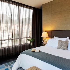 8010 Urban Living- Luxury Home Experience